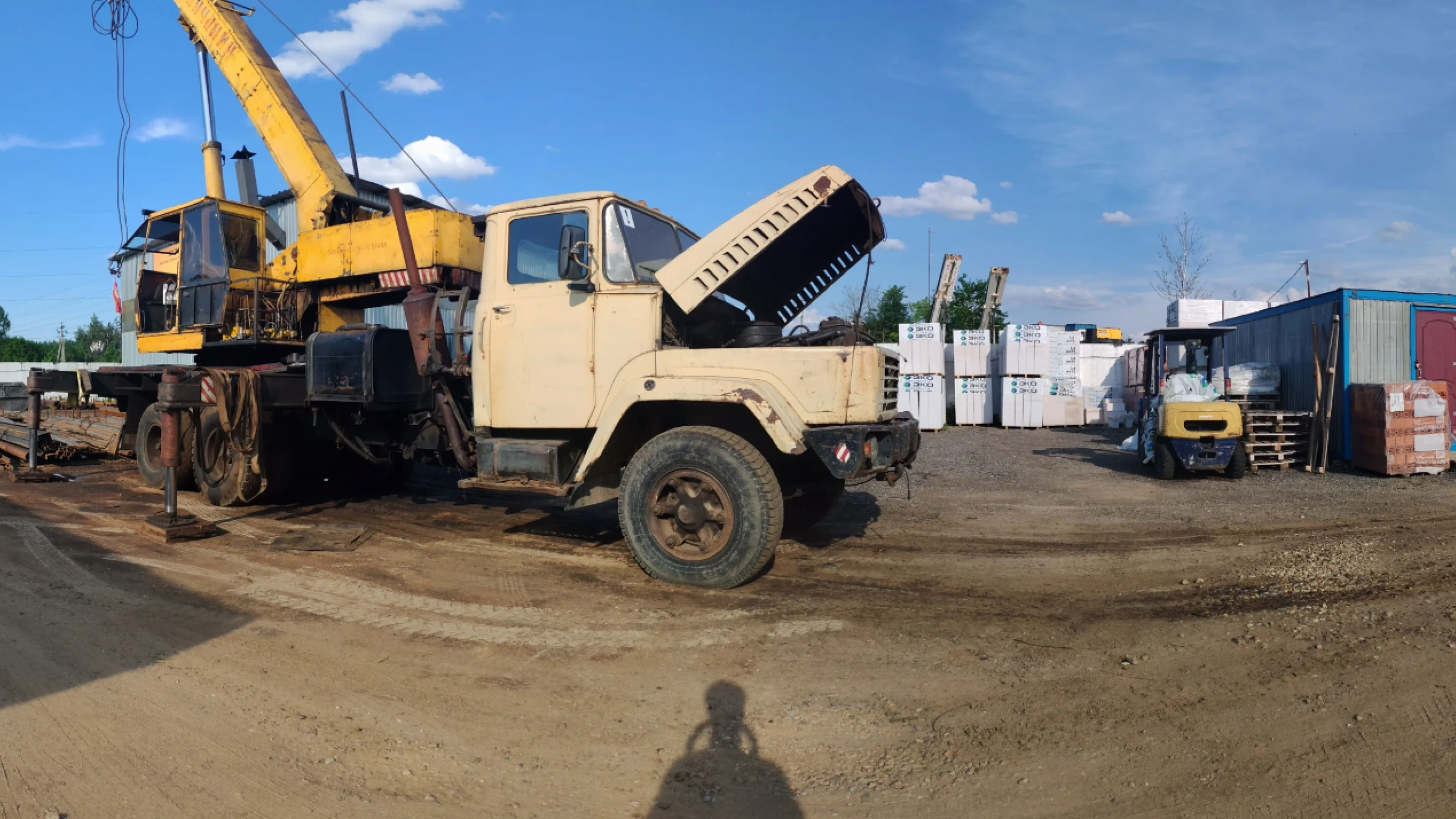 Вид комплекса Высоково снаружи